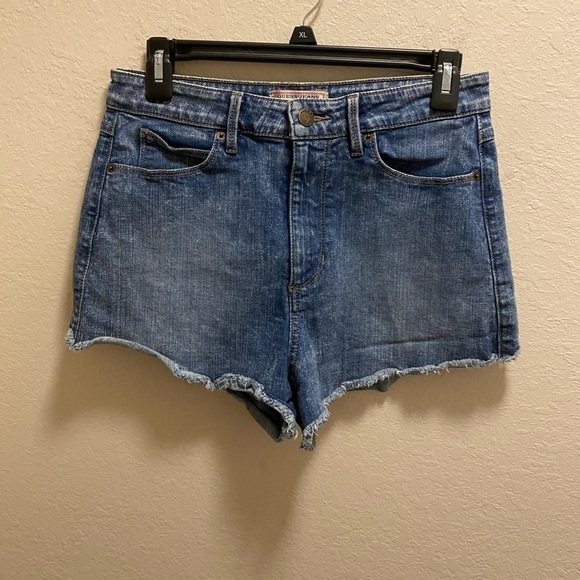 Guess High-rise Cutoff Denim Shorts Size 29. - Picture 1 of 8